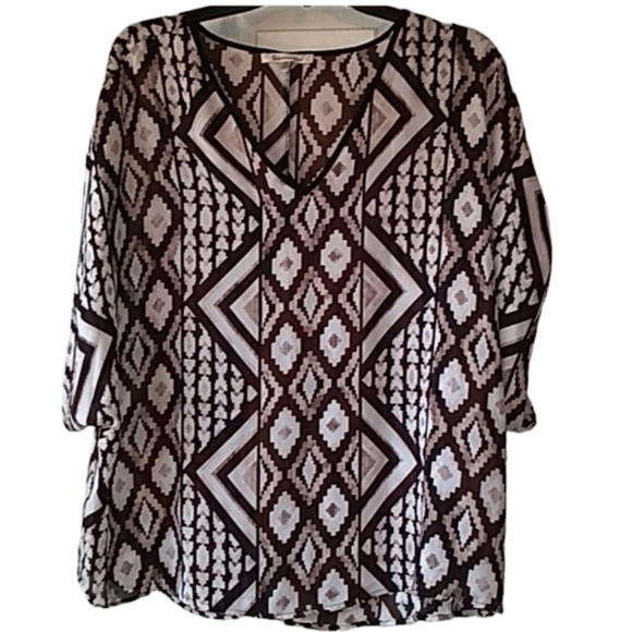 Quintessential pattern tribal brown and white blouse - Picture 1 of 4